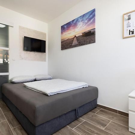 Studio Apartment Pinetree - Mali Lošinj Eksteriør billede